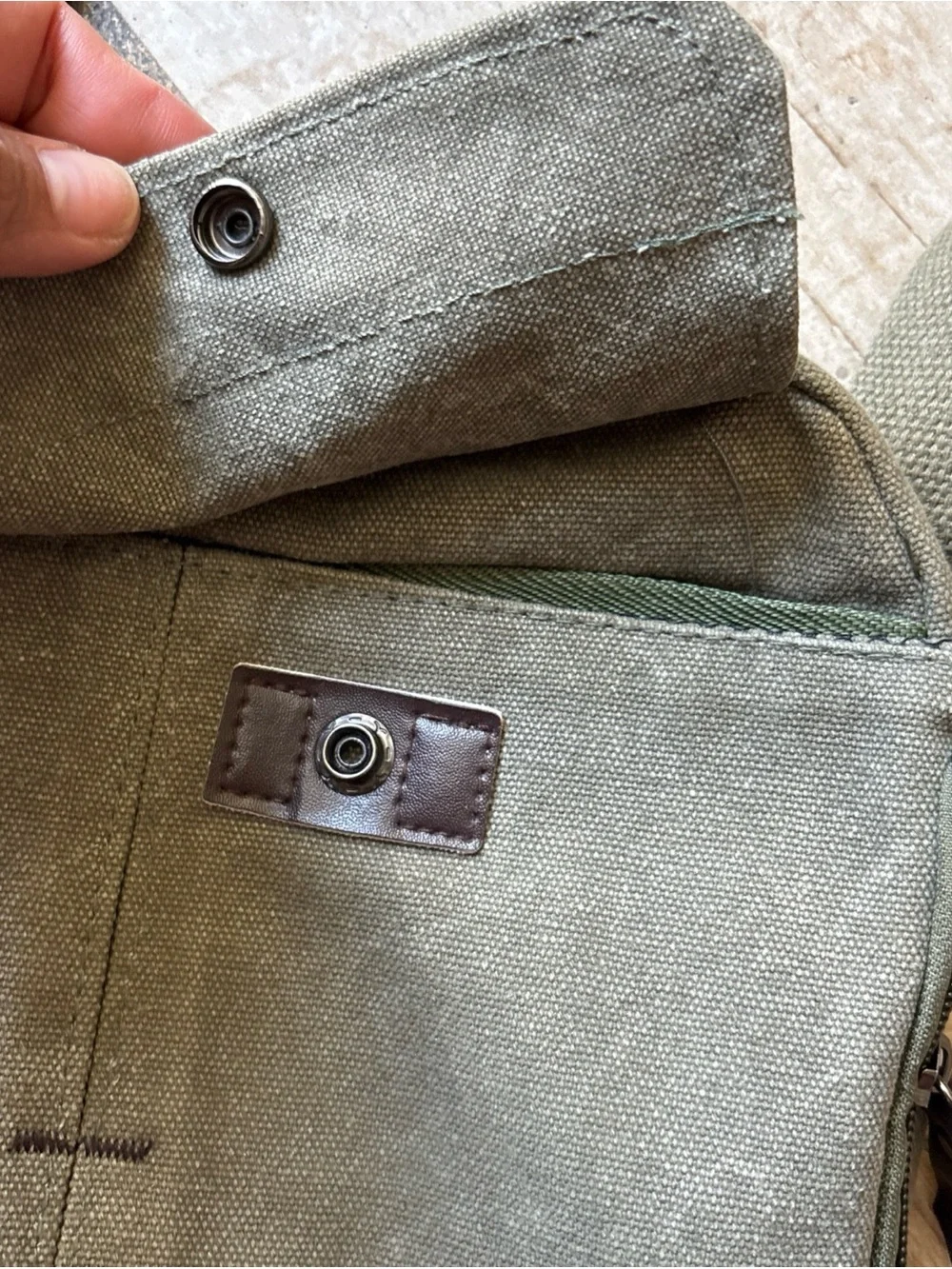 Harwish Olive Green Canvas Crossbody Bag for Men and women